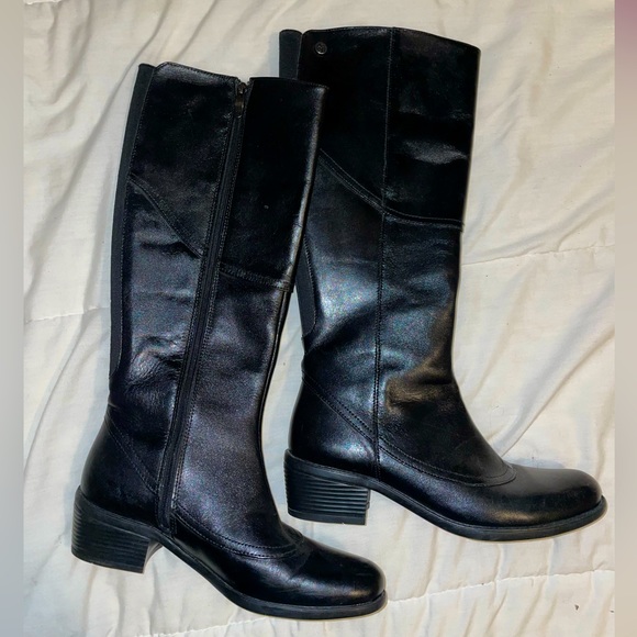 BLACK LEATHER BOOTS - Picture 1 of 5